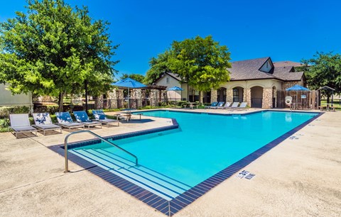 Dominium-Riverstation-Pool at Riverstation, Dallas, TX 